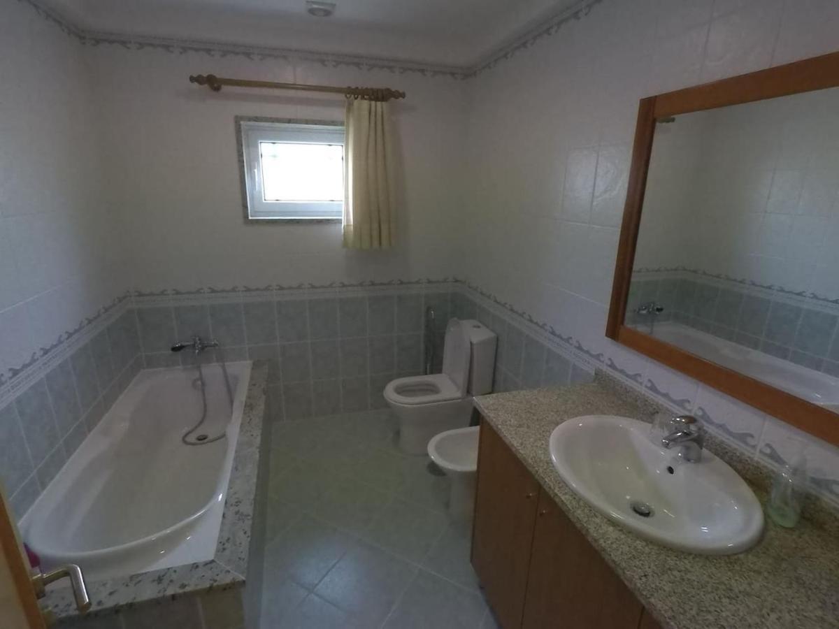 Valadas Guest House Canedo  Exterior foto